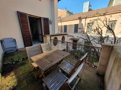Casa Bi/Trifamiliare in Residenziale