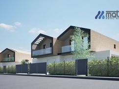 Casa Bi/Trifamiliare in Residenziale