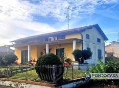 Villa in Residenziale