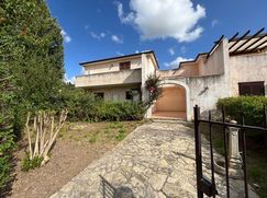 Casa Bi/Trifamiliare in Residenziale