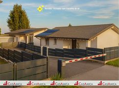 Casa Bi/Trifamiliare in Residenziale