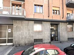Negozio/Locale commerciale in Commerciale