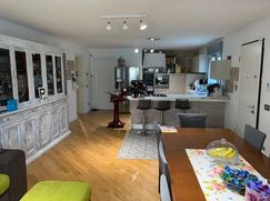 Casa Bi/Trifamiliare in Residenziale