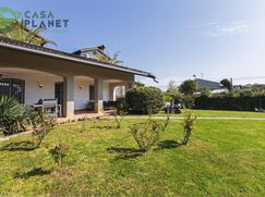 Casa Bi/Trifamiliare in Residenziale