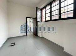 Ufficio in Commerciale