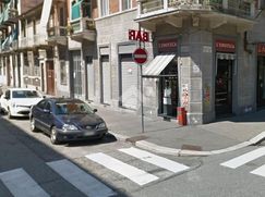 Negozio/Locale commerciale in Commerciale