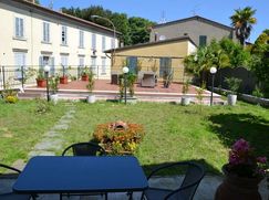 Casa Bi/Trifamiliare in Residenziale