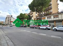 Negozio/Locale commerciale in Commerciale
