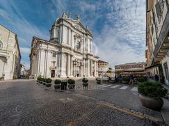 Ufficio in Commerciale