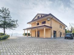 Casa indipendente in Residenziale