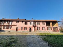 Casa Bi/Trifamiliare in Residenziale