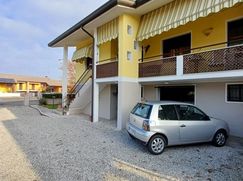 Casa Bi/Trifamiliare in Residenziale