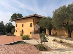 Villa in Residenziale