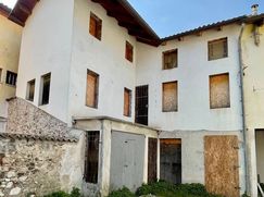 Edificio in Residenziale