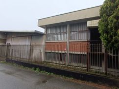 Negozio/Locale commerciale in Commerciale