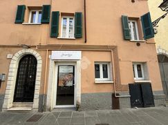 Negozio/Locale commerciale in Commerciale