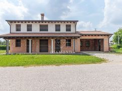 Casa indipendente in Residenziale