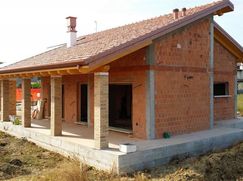 Casa Bi/Trifamiliare in Residenziale
