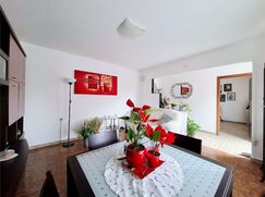 Casa Bi/Trifamiliare in Residenziale