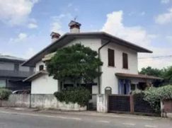 Casa indipendente in Residenziale