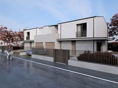Casa Bi/Trifamiliare in Residenziale