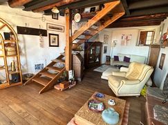 Casa Bi/Trifamiliare in Residenziale