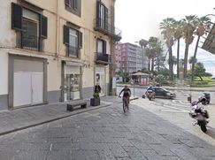 Negozio/Locale commerciale in Commerciale