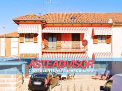 Casa Bi/Trifamiliare in Residenziale