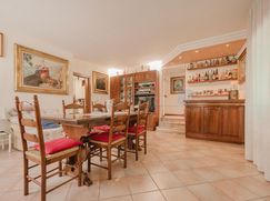 Casa Bi/Trifamiliare in Residenziale