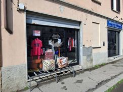 Negozio/Locale commerciale in Commerciale