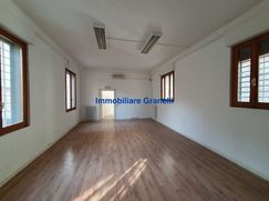 Ufficio in Commerciale