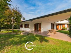 Villa in Residenziale