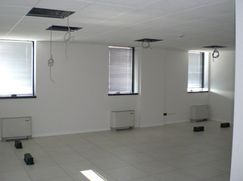 Ufficio in Commerciale