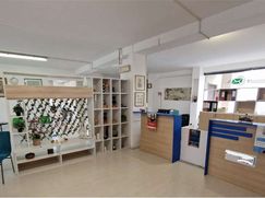 Negozio/Locale commerciale in Commerciale