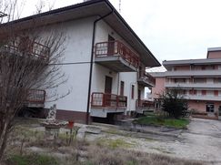 Edificio in Residenziale