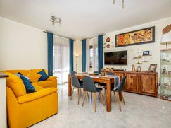 Casa Bi/Trifamiliare in Residenziale