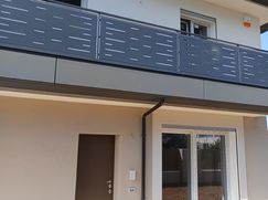 Casa Bi/Trifamiliare in Residenziale