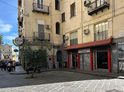 Negozio/Locale commerciale in Commerciale