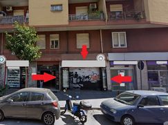 Negozio/Locale commerciale in Commerciale