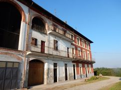 Casa Bi/Trifamiliare in Residenziale