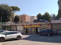 Negozio/Locale commerciale in Commerciale