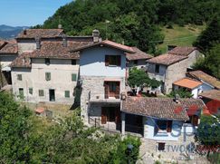 Casa Bi/Trifamiliare in Residenziale