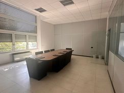 Ufficio in Commerciale