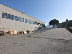 Capannone in Commerciale