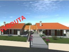 Casa Bi/Trifamiliare in Residenziale