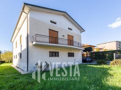 Casa indipendente in Residenziale