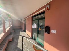 Negozio/Locale commerciale in Commerciale
