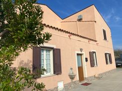 Casa Bi/Trifamiliare in Residenziale