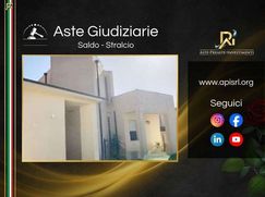 Casa Bi/Trifamiliare in Residenziale