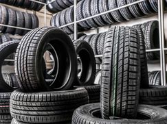 Attività/Licenza (con o senza mura) in Commerciale